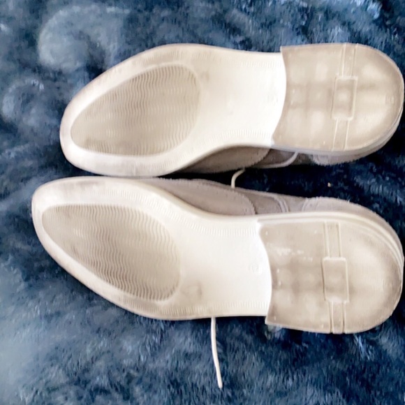 Dress ‘em up or Dress ‘em down - Picture 4 of 4